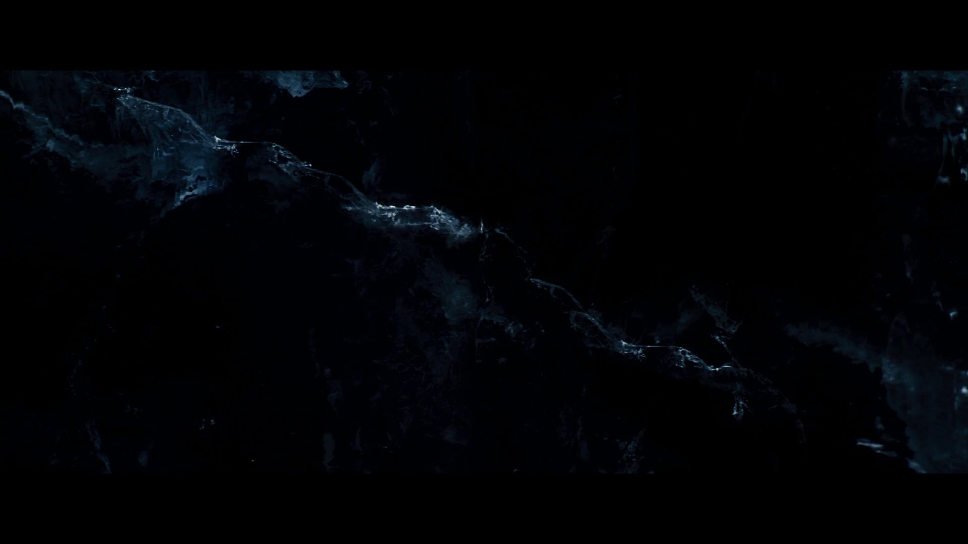 TDKR-00003.jpg