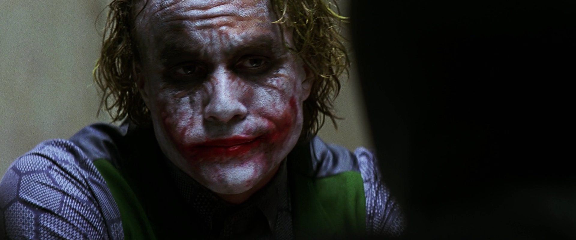 TheDarkKnight2348.jpg