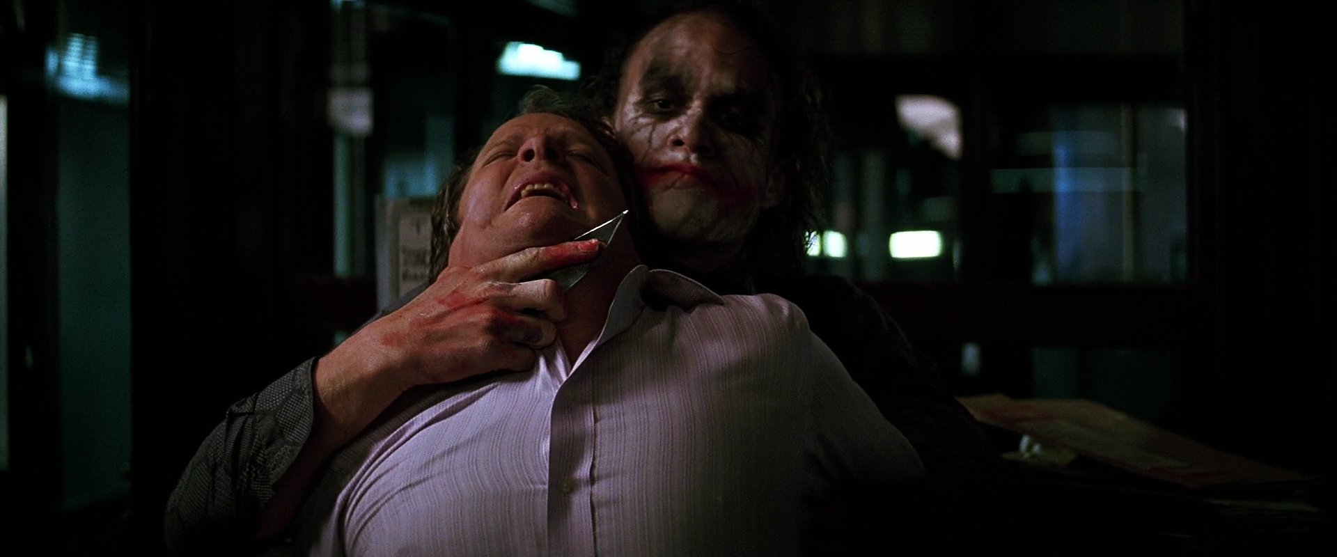 TheDarkKnight2536.jpg