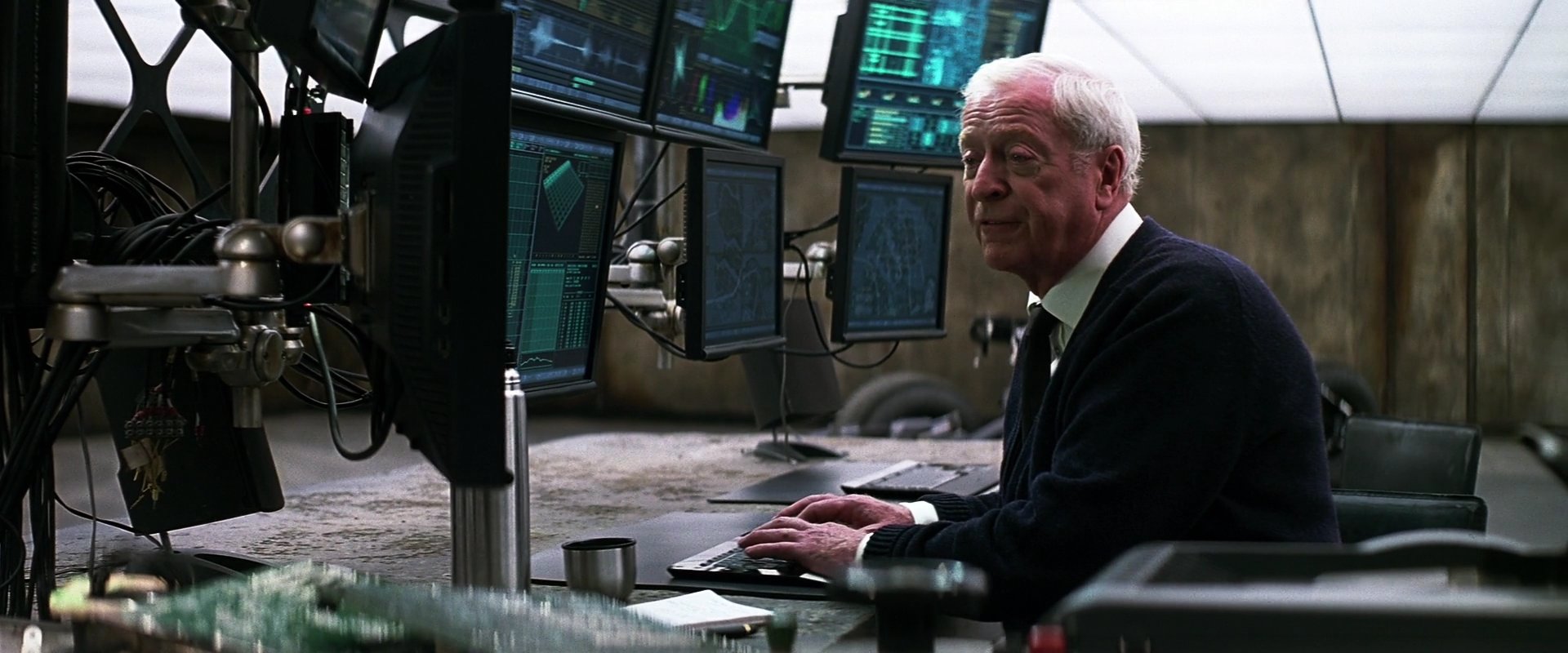 TheDarkKnight2817.jpg
