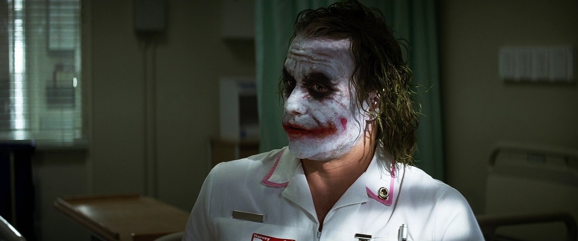 TheDarkKnight2870.jpg
