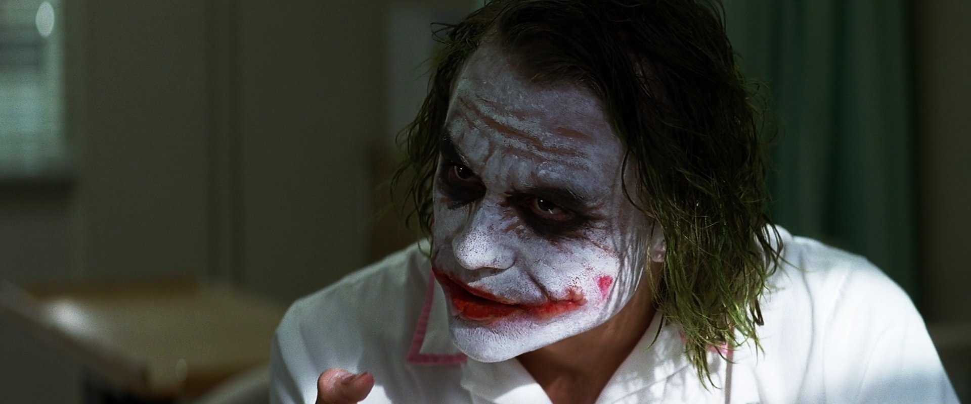 TheDarkKnight2876.jpg