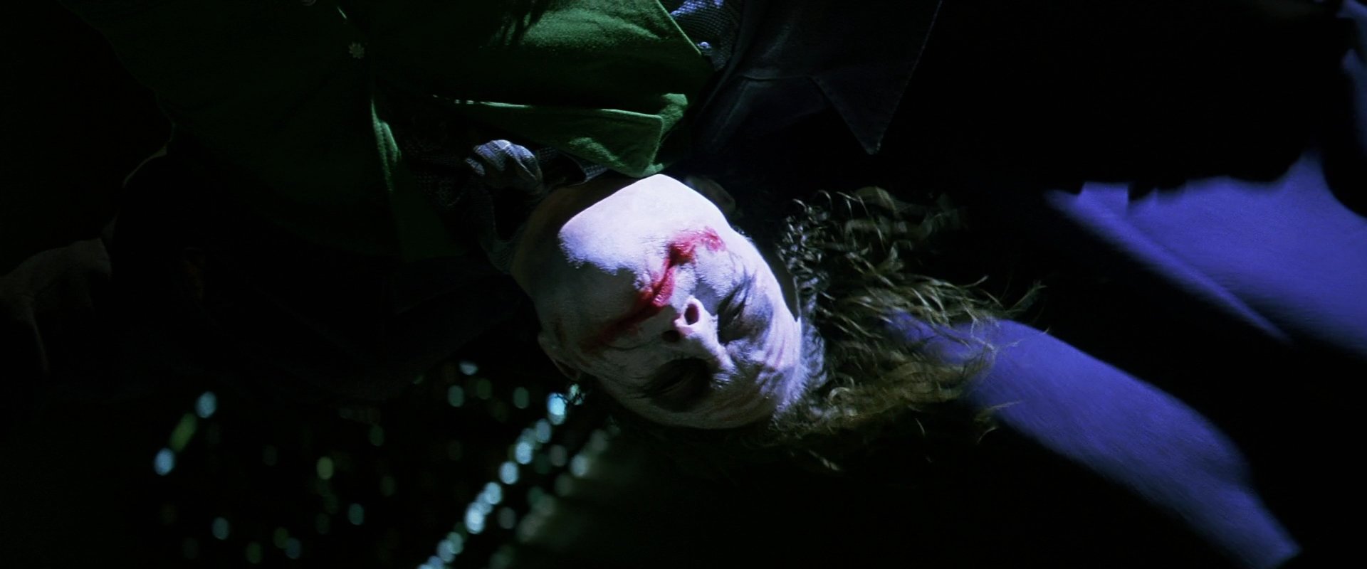 TheDarkKnight3511.jpg