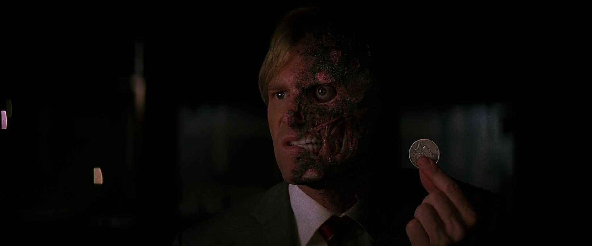 TheDarkKnight3637.jpg