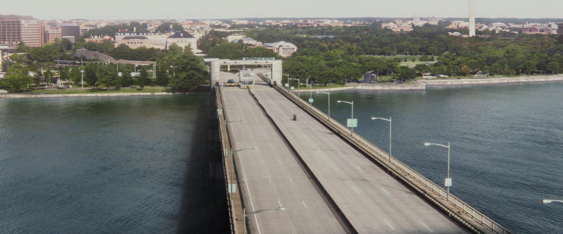 CA2-00522.jpg