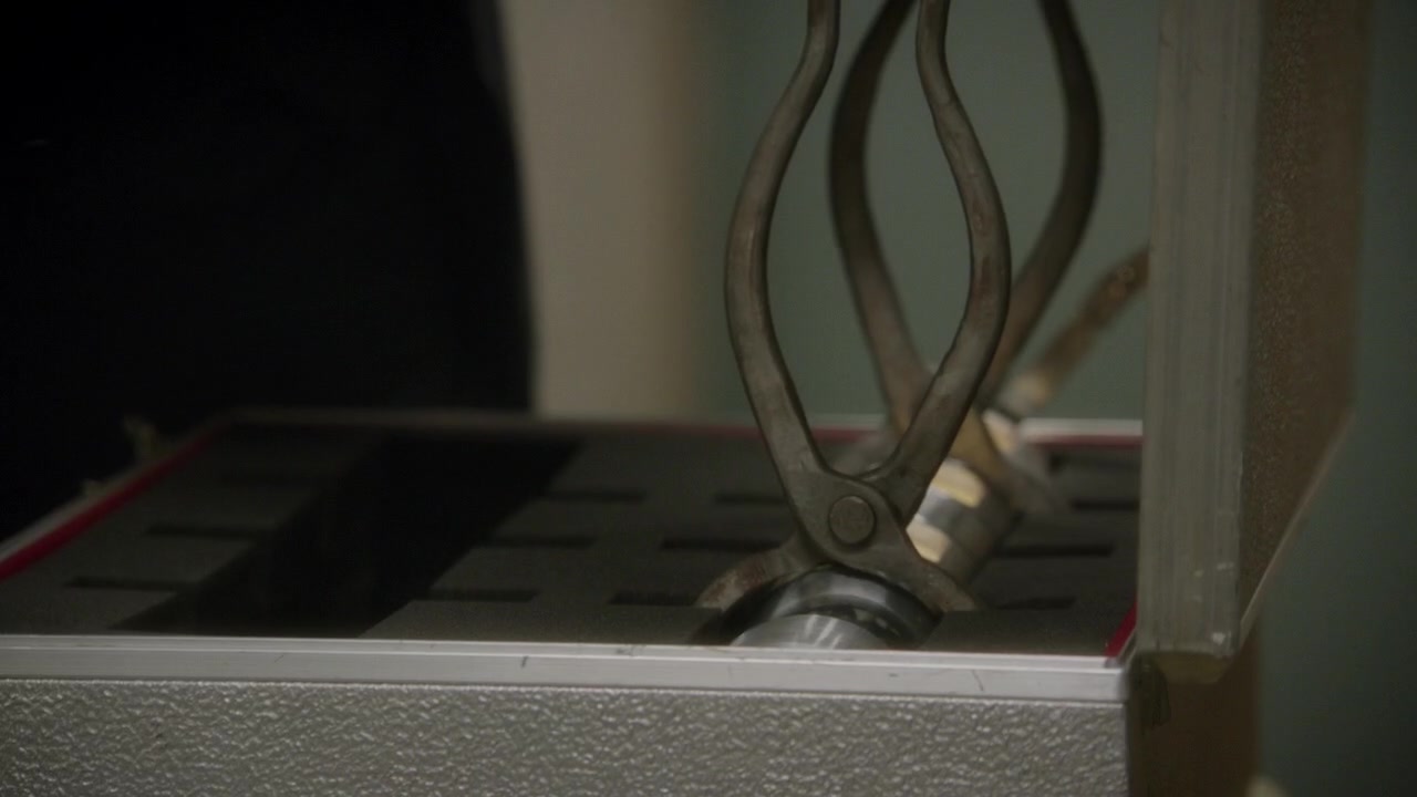 AC205-00921.jpg