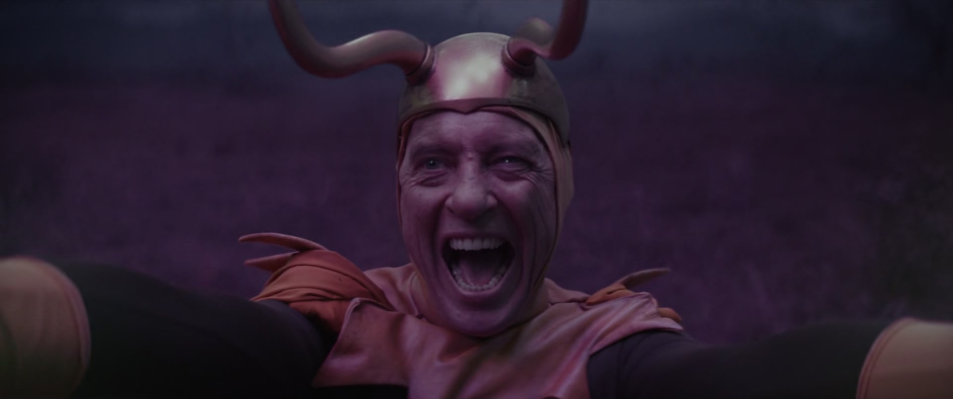 Loki105_1221.jpg