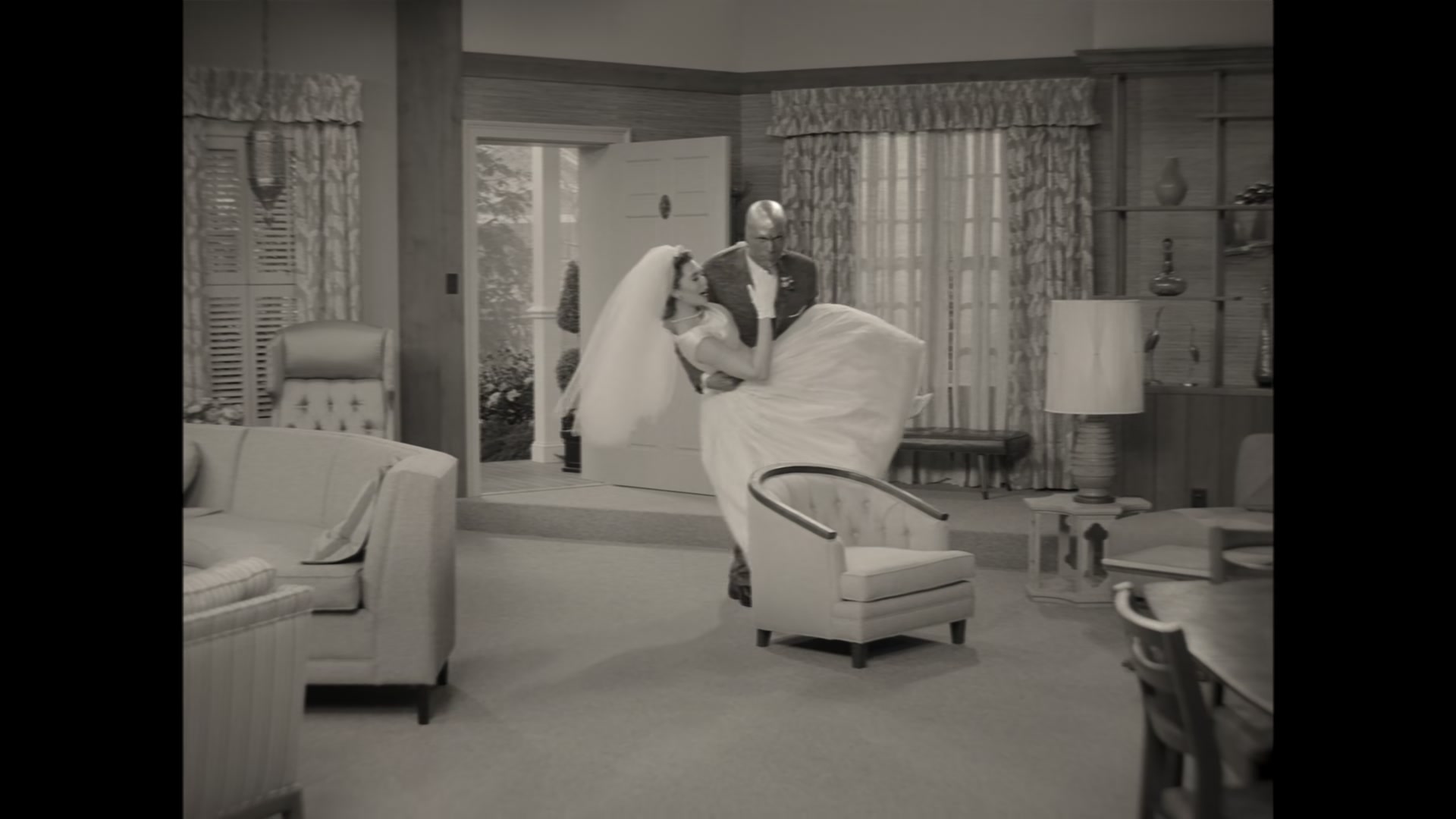 1x01_038.jpg