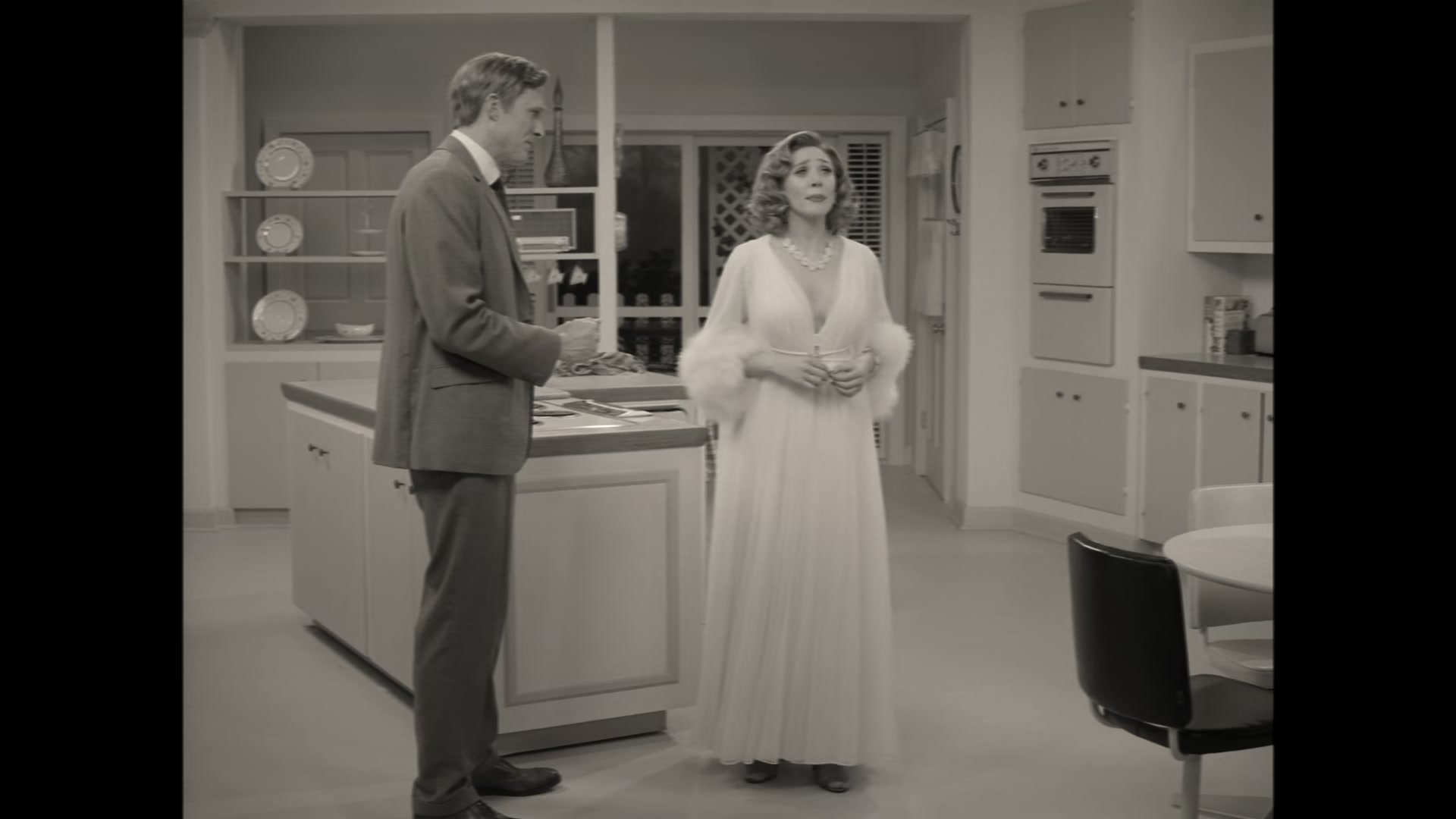 1x01_366.jpg