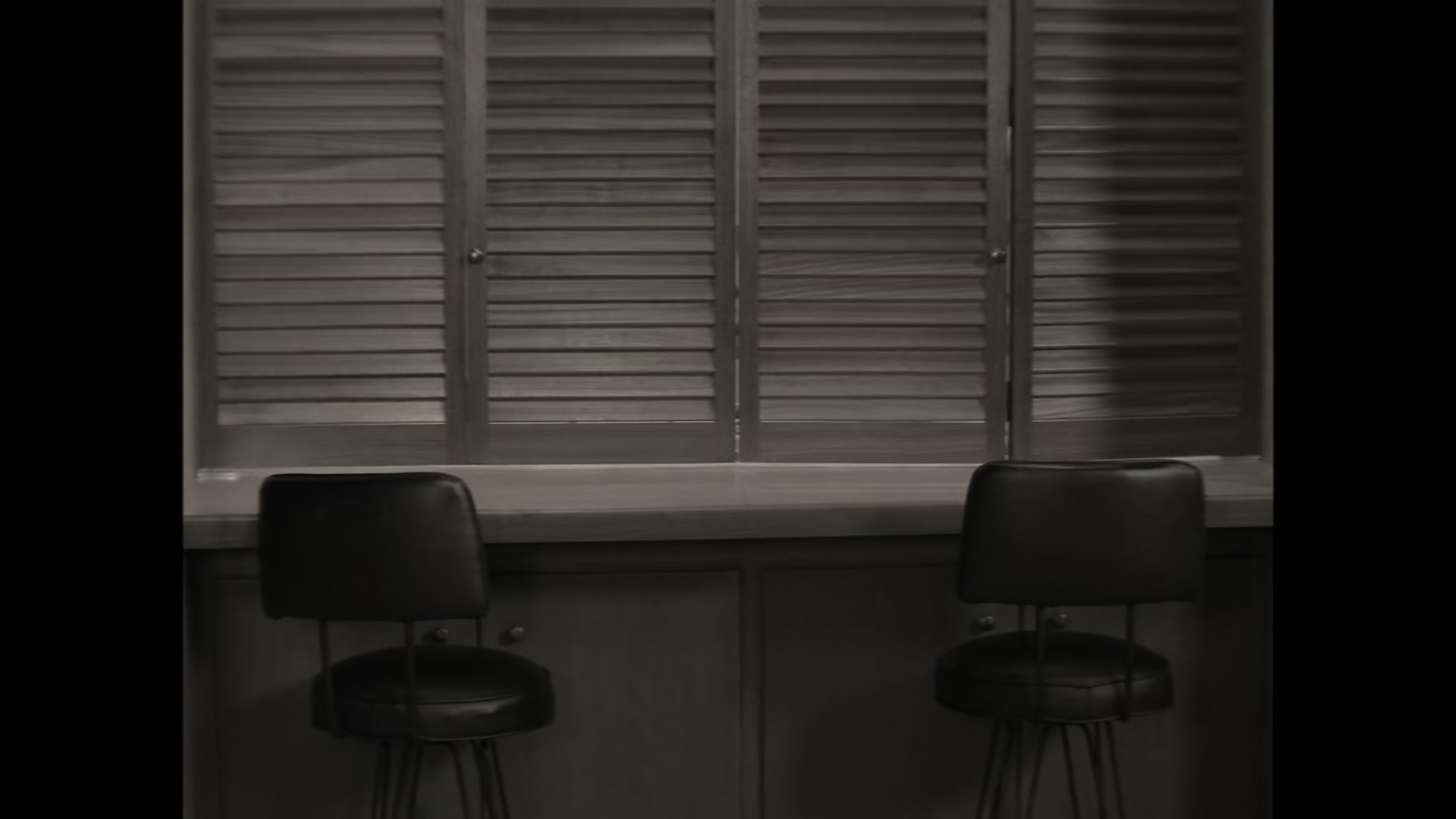 1x01_422.jpg