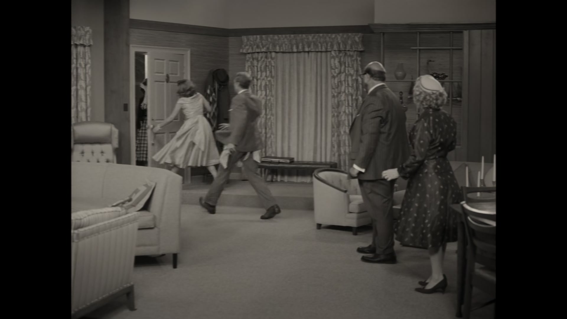 1x01_480.jpg
