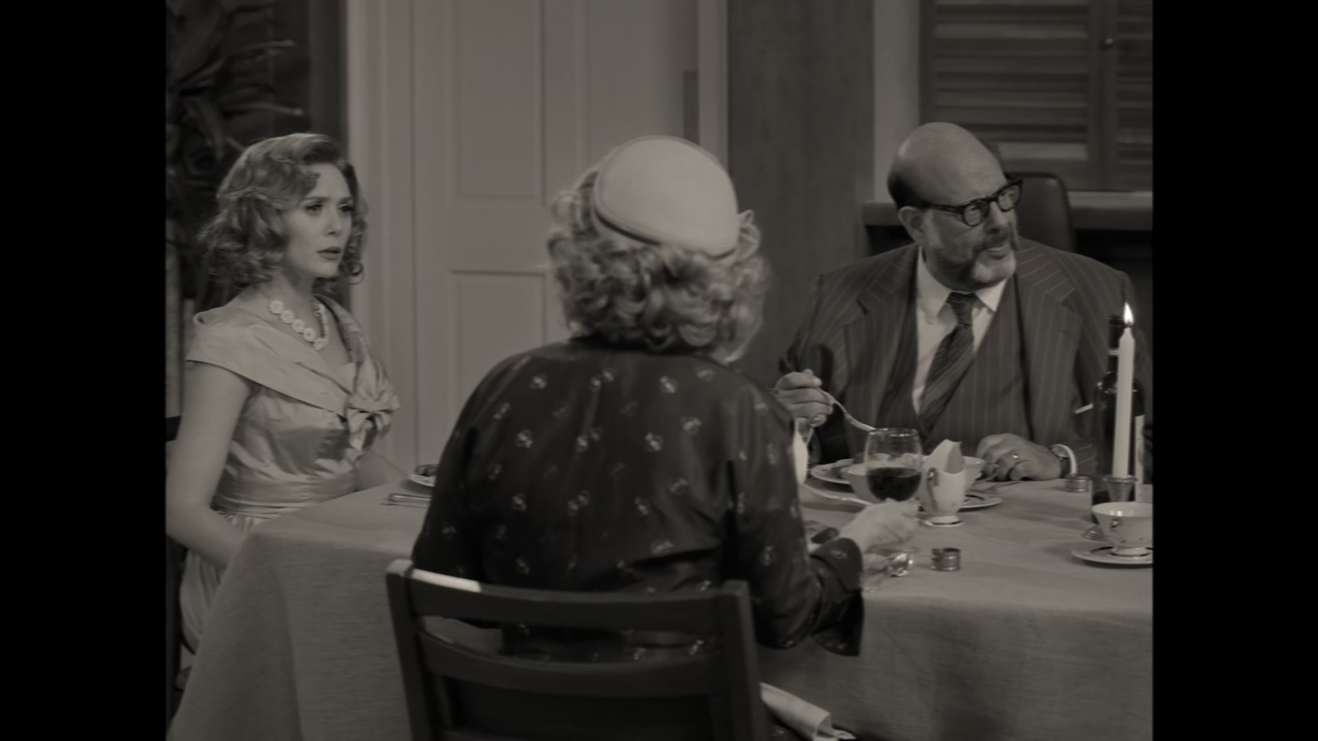 1x01_533.jpg