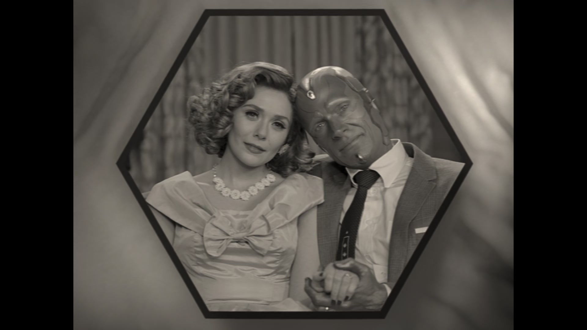 1x01_632.jpg