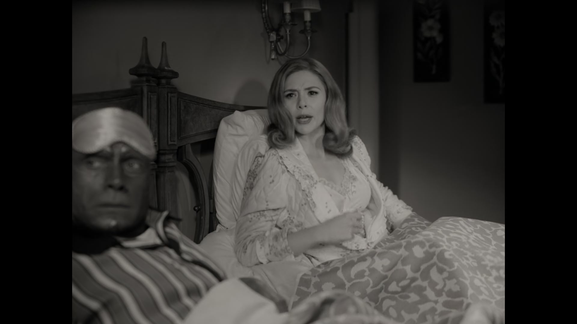 1x02_079.jpg