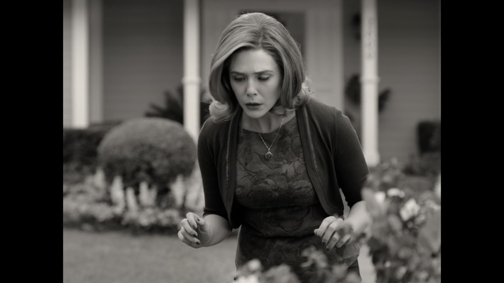 1x02_207.jpg