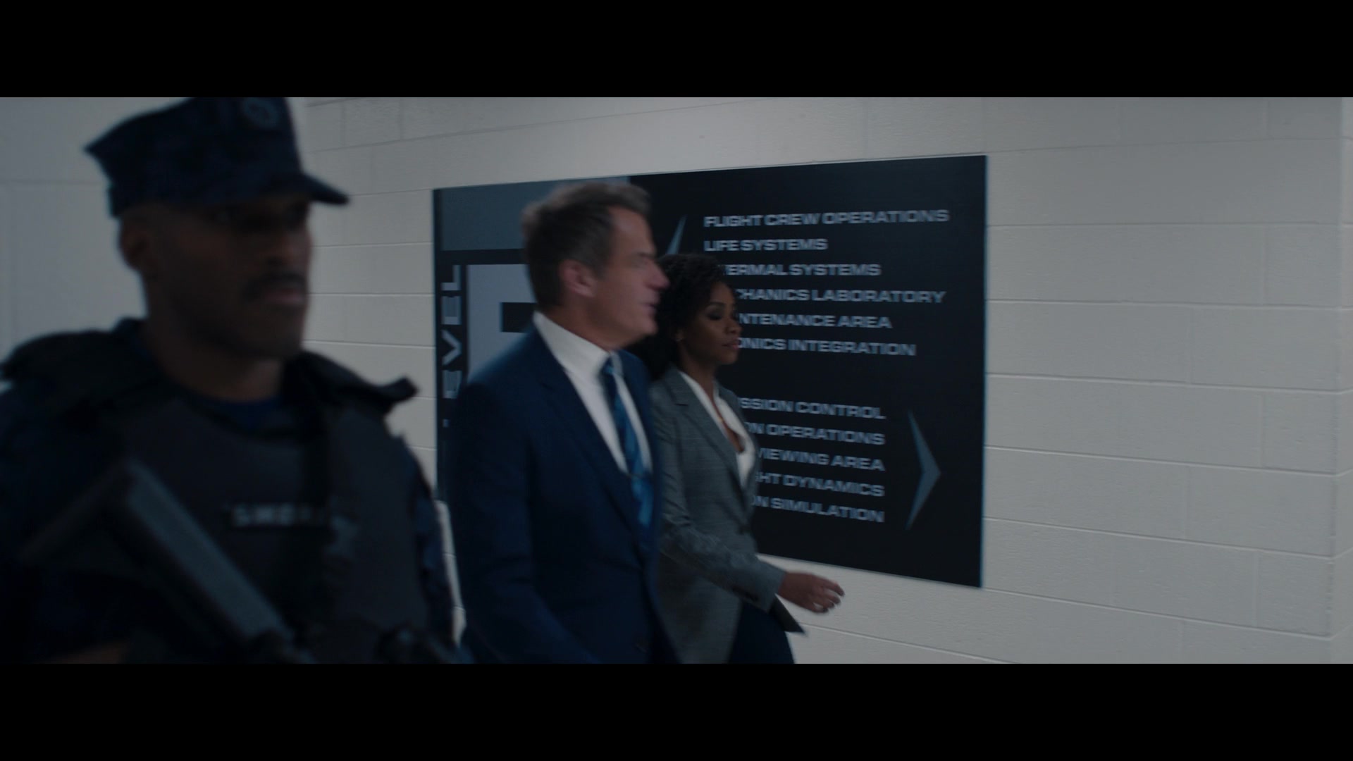 1x04_130.jpg