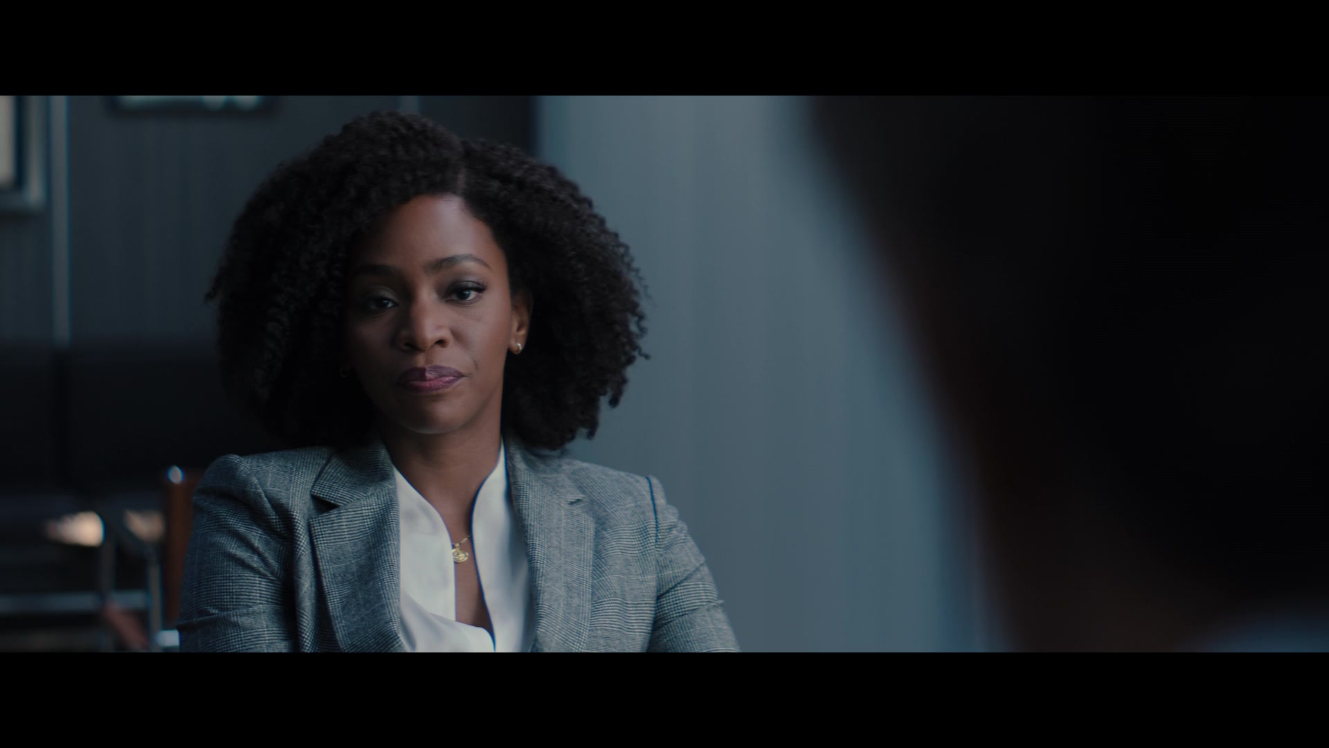 1x04_190.jpg