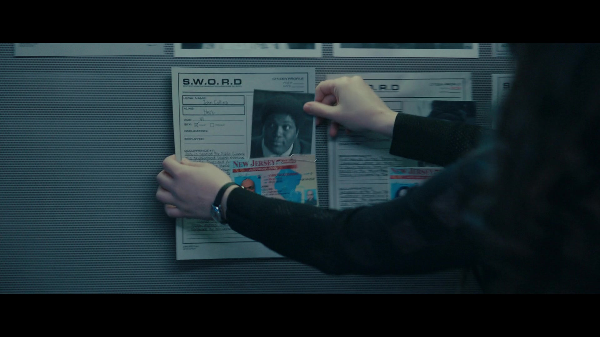 1x04_527.jpg