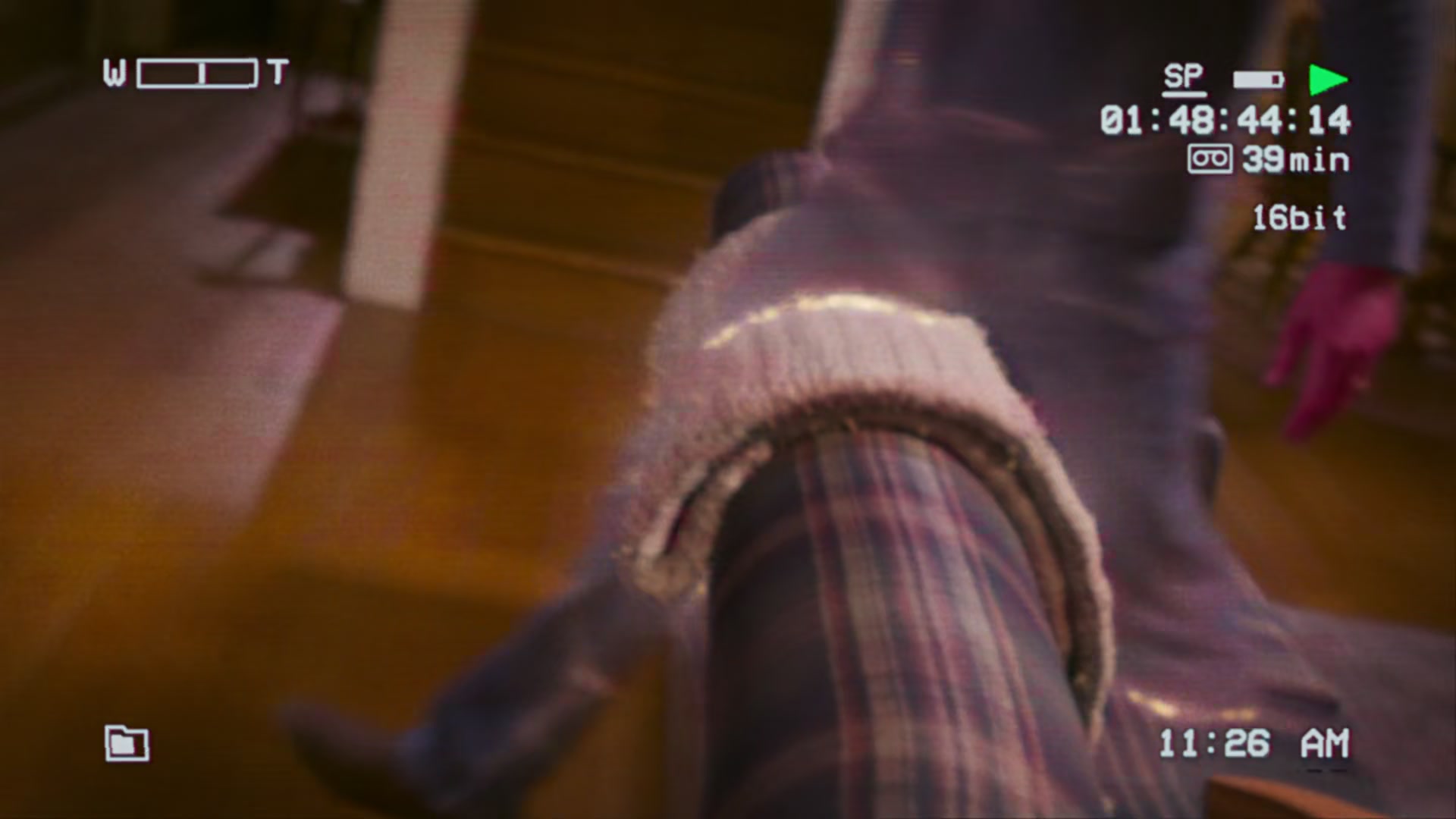 1x06_057.jpg